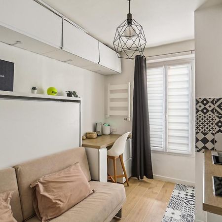 Small Comfortable Studio Near Eiffel Tower Paris Exterior photo