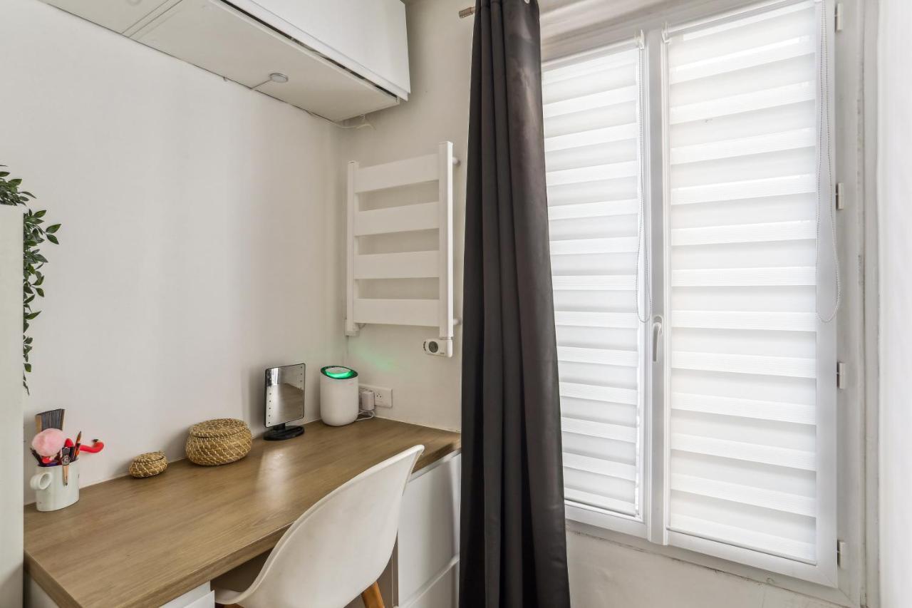 Small Comfortable Studio Near Eiffel Tower Paris Exterior photo